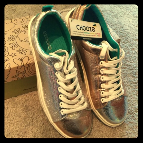 Chooze Shoes Chooze 9 Womens Silver Gold Essential